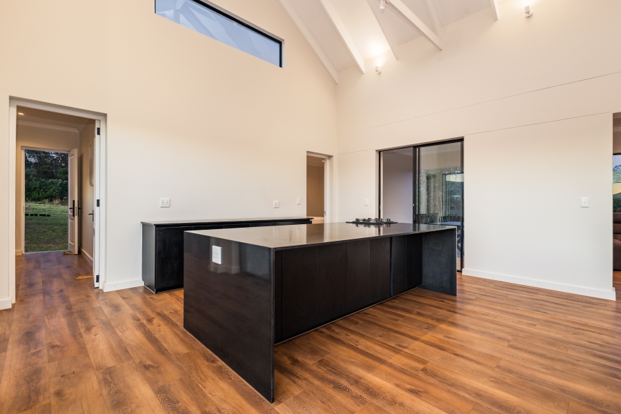 3 Bedroom Property for Sale in The Crags Western Cape